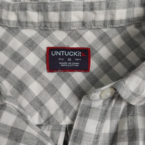 UNTUCKit Women's Flannel Gingham Button Up Shirt Sz 12 Gray White Soft Top - Picture 2 of 9